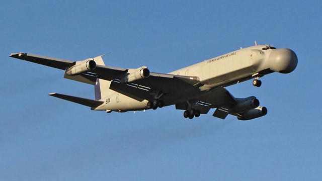 Boeing_EB-707_Condor
