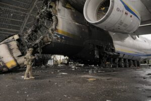 Мрия Ан-225 после обстрела